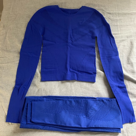 Fabletics Other - fabletics blue workout set